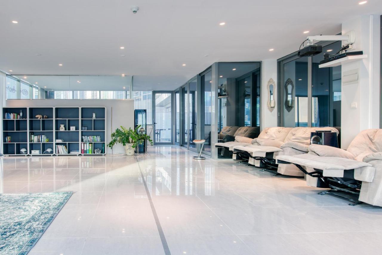 Maison Privee - Big, Bright, Luxury Marina Views Apt Next To Beach ドバイ エクステリア 写真