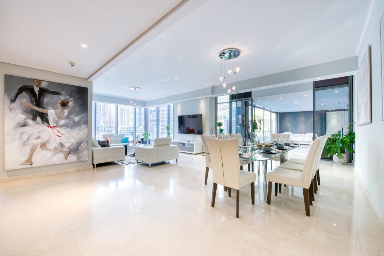 Maison Privee - Big, Bright, Luxury Marina Views Apt Next To Beach ドバイ エクステリア 写真