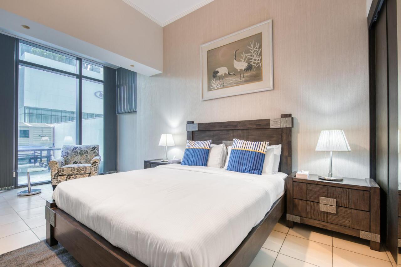 Maison Privee - Big, Bright, Luxury Marina Views Apt Next To Beach ドバイ エクステリア 写真