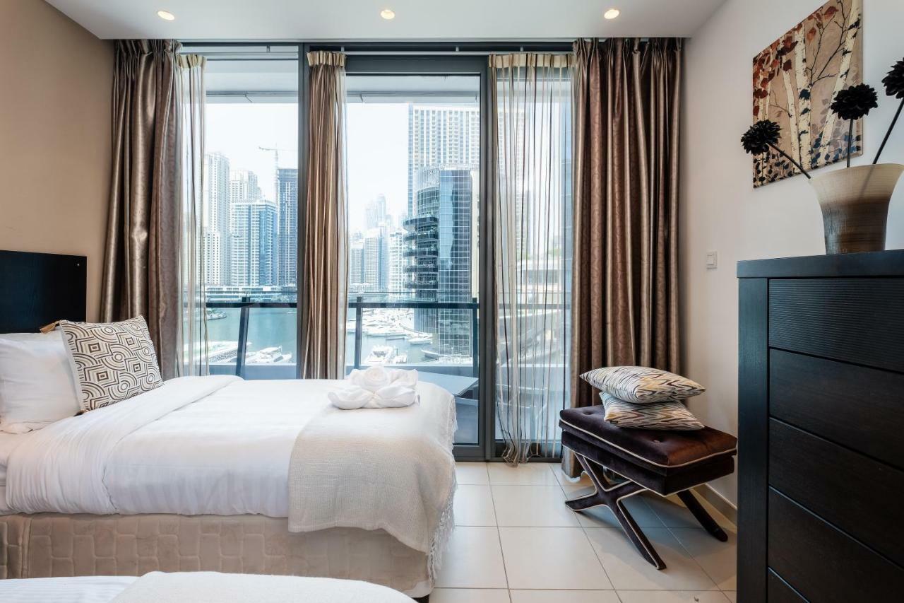 Maison Privee - Big, Bright, Luxury Marina Views Apt Next To Beach ドバイ エクステリア 写真