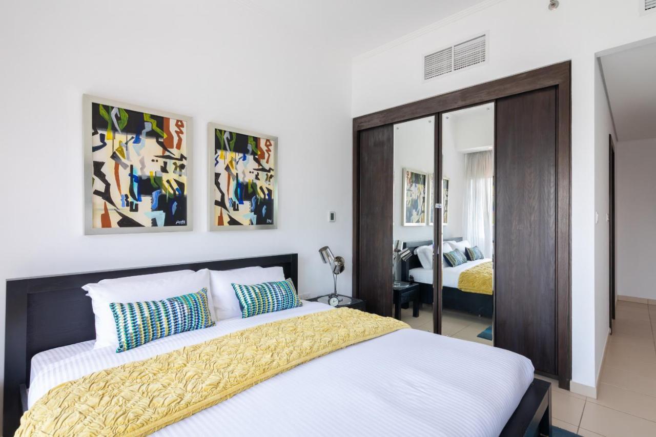 Maison Privee - Big, Bright, Luxury Marina Views Apt Next To Beach ドバイ エクステリア 写真